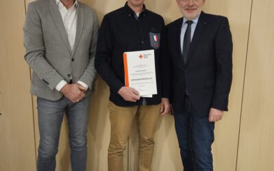 Verdienstmedaille für Carsten Schmidt: DRK-Landesverband Westfalen-Lippe verleiht Präsidiumsmitglied des DRK Lippe die höchste Ehrung