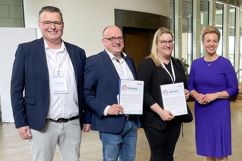 zdi-Zentrum Lippe.MINT erhält Qualitätssiegel durch Ministerin