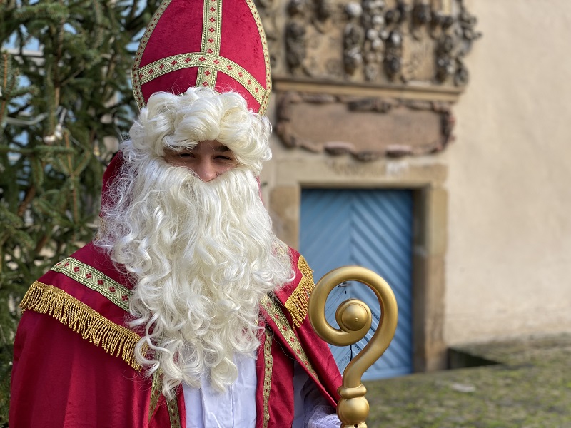 Große Nikolaus-Aktion im Weserrenaissance-Museum Schloss Brake