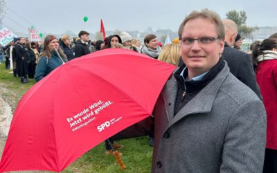 SPD-Landtagsabgeordnete demonstrieren gegen Sozialkürzungen der Landesregierung