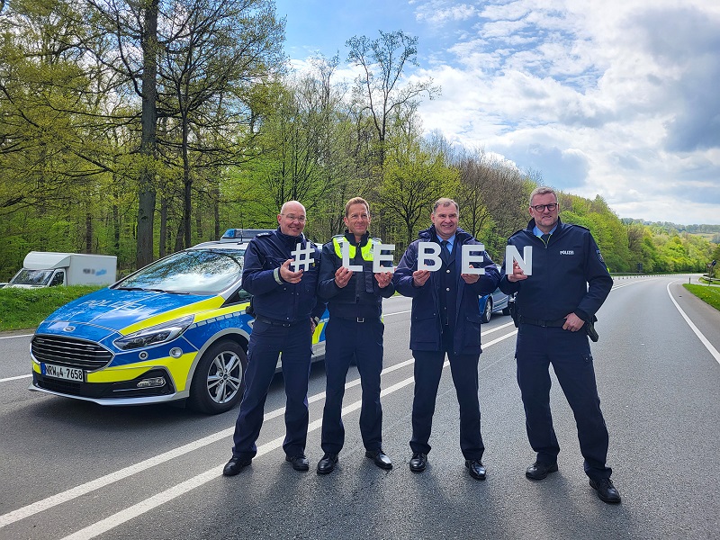 Gemeinsamer Kontrolleinsatz der Polizei Lippe und Polizei Paderborn auf der Bundesstraße 1 – Bilanz.