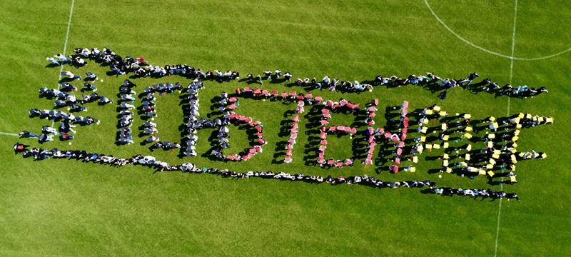 #IchStehAuf – Schulen setzen ein Zeichen für Demokratie und Vielfalt