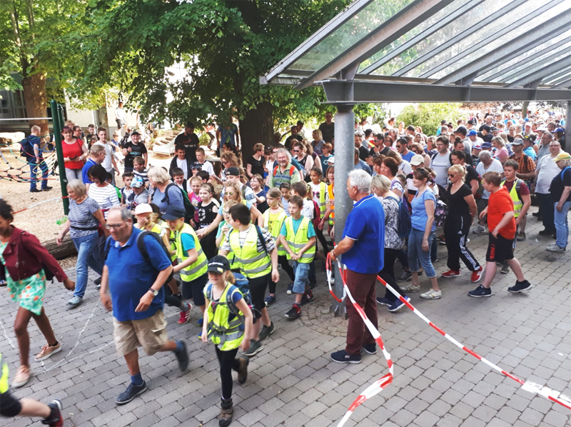 Vier-Abende-Marsch in Blomberg: Bewegung, Gemeinschaft und Tradition