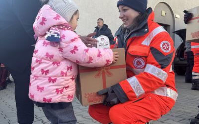 Pakete des Johanniter-Weihnachtstruckers in den Zielländern verteilt