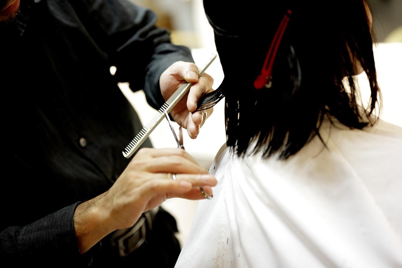 Preise für Friseurleistungen gestiegen – Zahl der Azubis gesunken