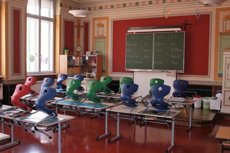 Zahl der Schülerinnen und Schüler je Klasse steigt auf 23,9