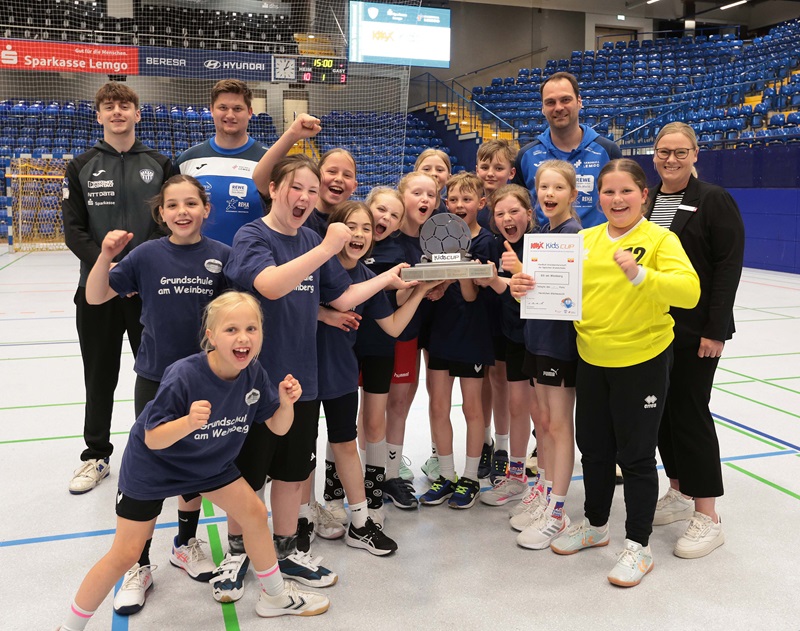 KNAX! Kids Cup 2025: Grundschule am Weinberg aus Blomberg triumphiert