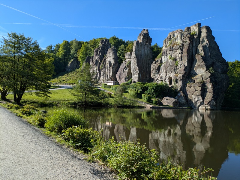 Die Externsteine werden zur Filmkulisse