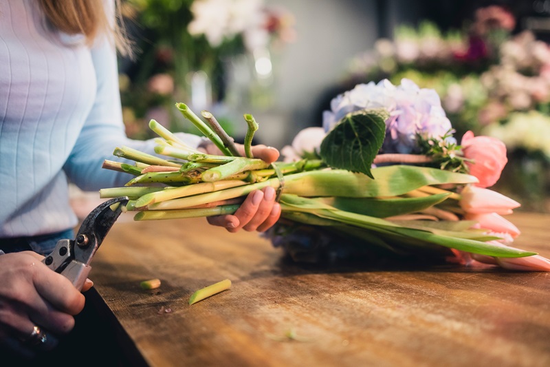 Blumengeschäfte im Kreis Lippe: Floristinnen im 6-Tage-Dauer-Einsatz mit Minimal-Urlaub