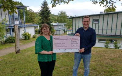 SynFlex spendet 1.000 Euro an das SOS-Kinderdorf in Schieder-Schwalenberg