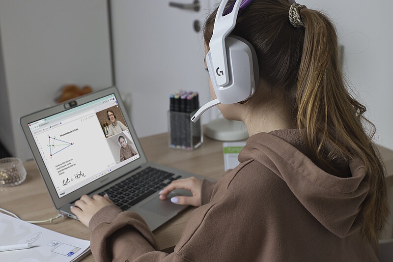 Smarter lernen: Studienkreis Blomberg und Barntrup bringt KI in die Nachhilfe