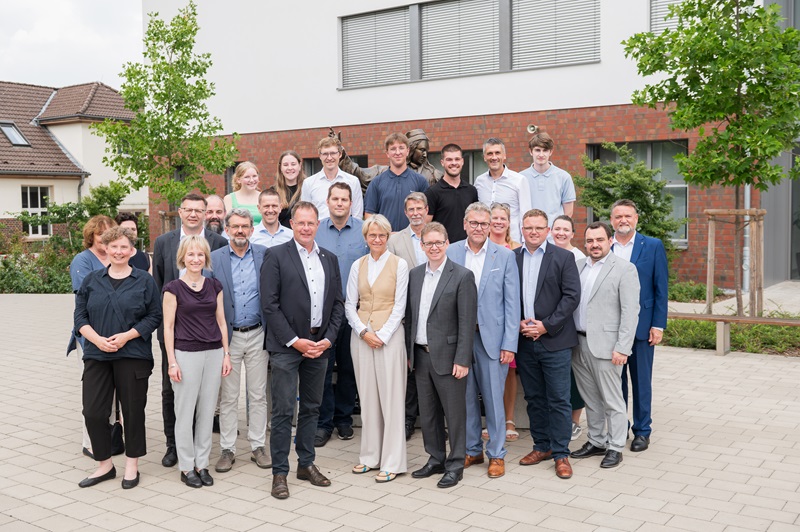 3D-Druck an Schule: Ministerin besucht AHF-Schul-Campus in Detmold