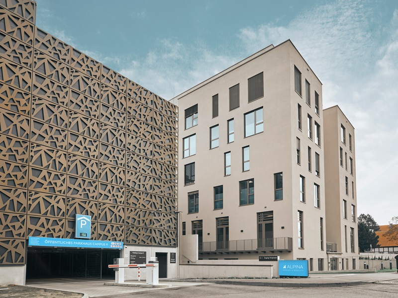 ALPINA Parking übernimmt Parkhausbetrieb am Medizinzentrum Campus 9 in Detmold