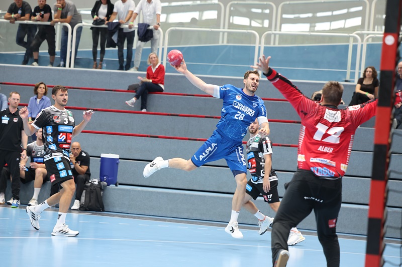 TBV Lemgo Lippe bezwingt Sparkasse Schwaz Handball Tirol
