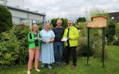 BUND verleiht Fledermaus-Plakette