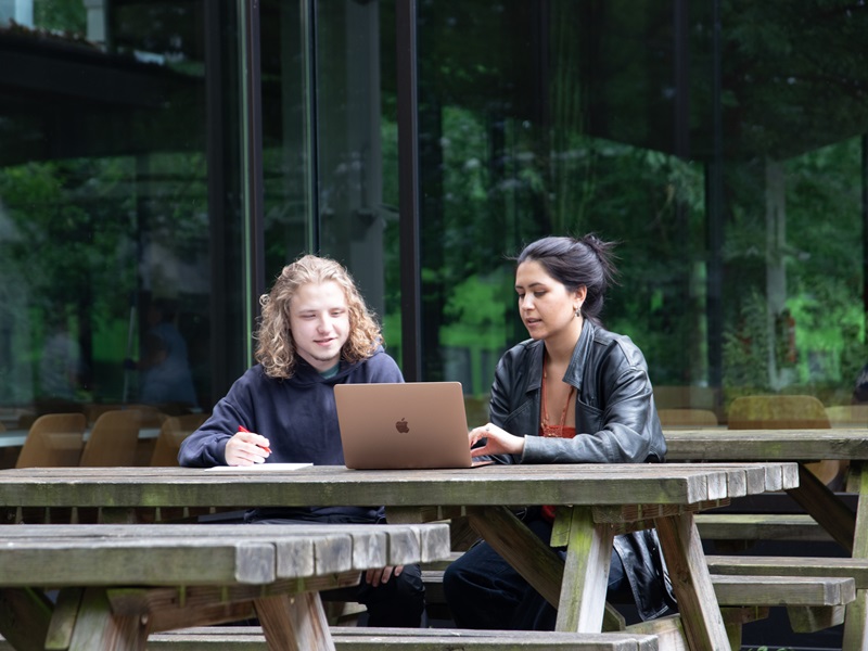 Digitale Themenreihe: Orientierung im Studium in OWL