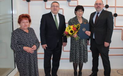 Jahrzehntelanges Engagement für den Sport – Hannelore Rehlef aus Bad Salzuflen erhält Bundesverdienstkreuz