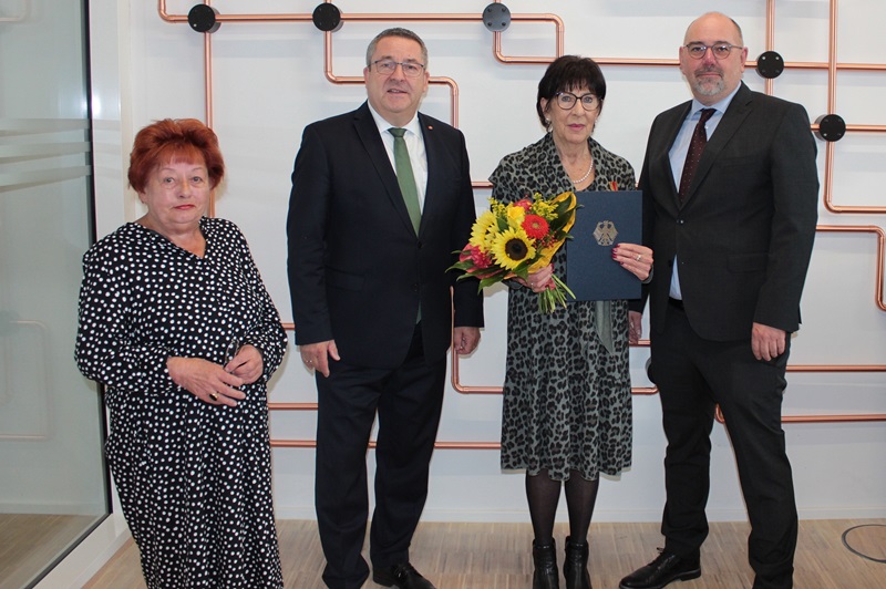 Jahrzehntelanges Engagement für den Sport – Hannelore Rehlef aus Bad Salzuflen erhält Bundesverdienstkreuz