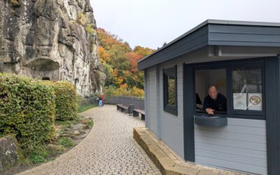 Tschüss Container, hallo neues Kassenhaus
