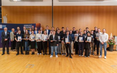 IHK Lippe ehrt Absolventinnen und Absolventen