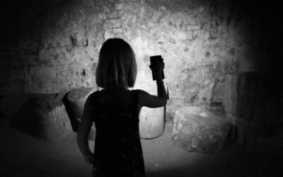 Schaurig schöne Taschenlampenführungen durchs Museum