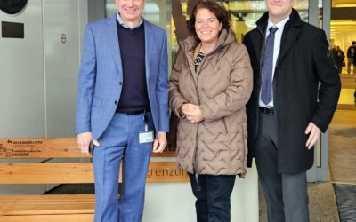 Bundestagsabgeordnete Kerstin Vieregge begeistert vom Engagement der Pflege-Auszubildenden am Klinikum Lippe