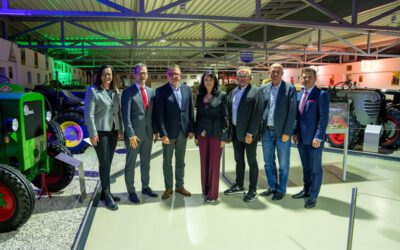 Historische Landmaschinen treffen auf innovative Landwirtschaft