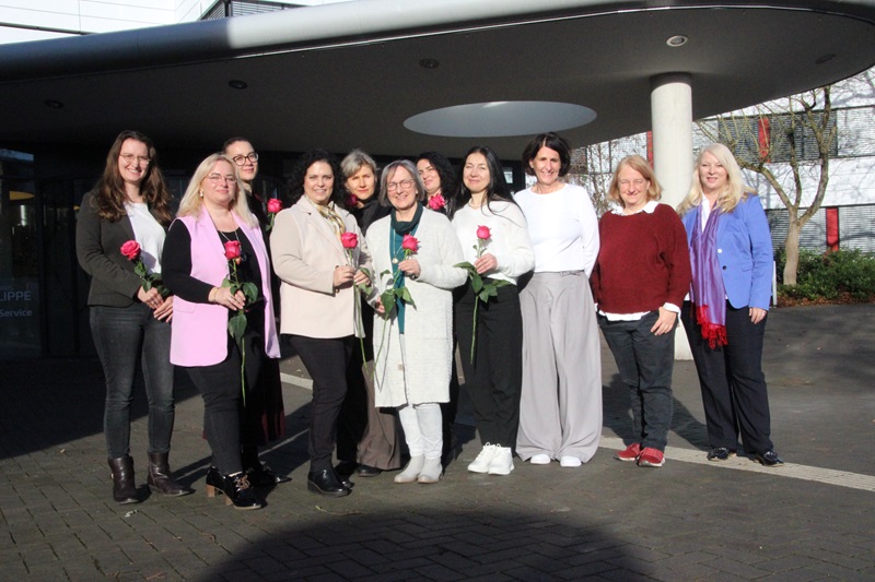 „Runder Teppich“: Familienprojekt des Kreises geht wieder an den Start