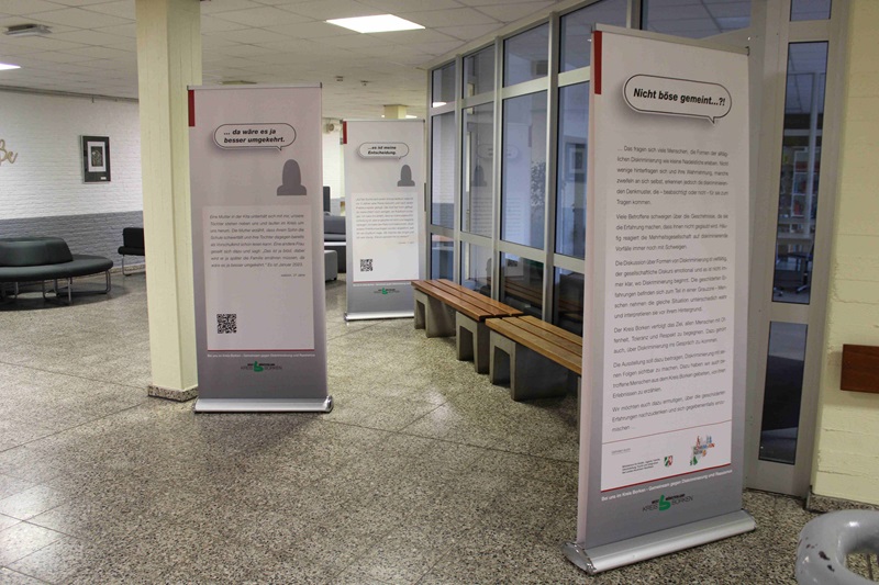 „Nicht böse gemeint?!“ – Wanderausstellung gegen Diskrimineriung am SGS