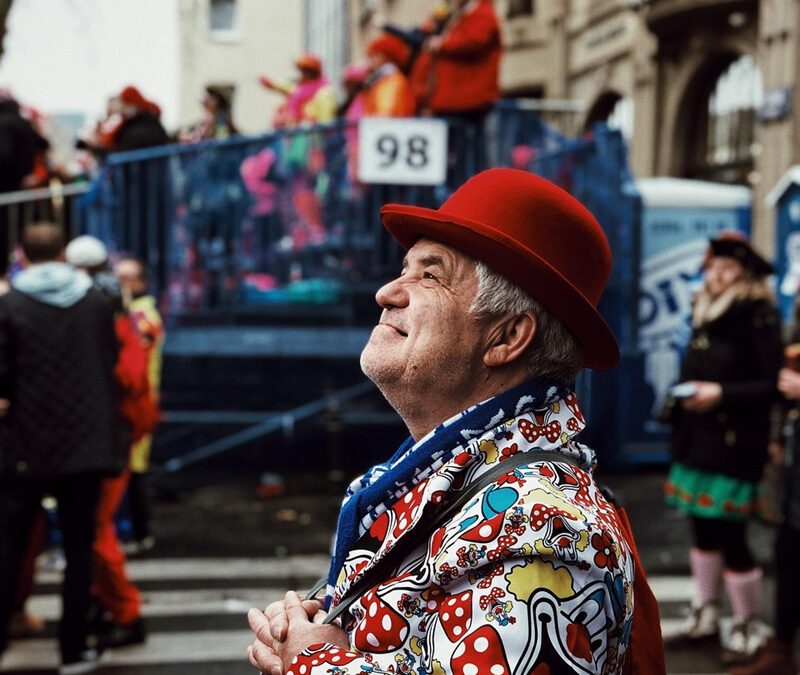 Karnevalsauftakt in NRW: Rund 51.500 Menschen feiern Geburtstag