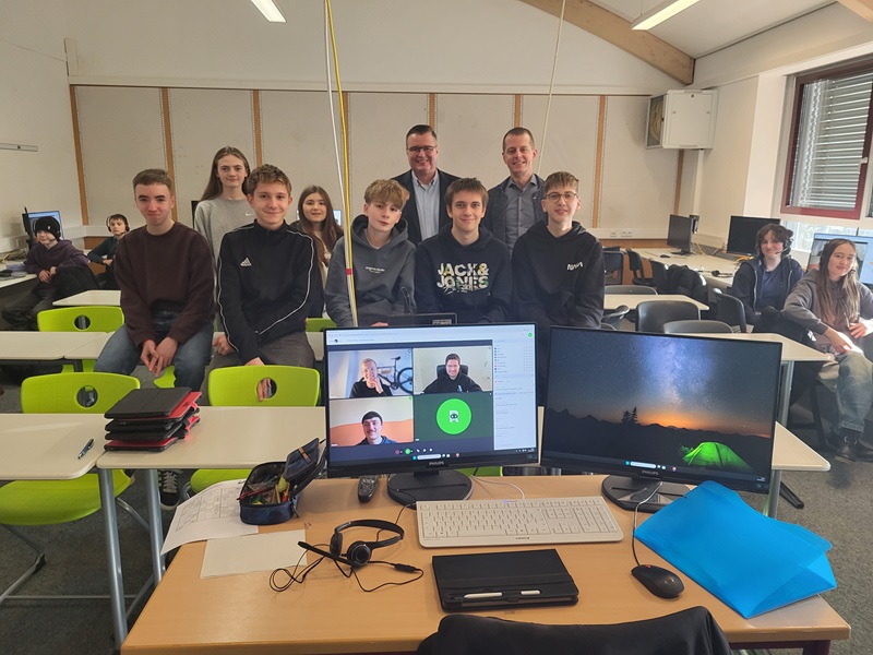 HVG – Kreativität trifft Medienkompetenz: Schüler drehen Filme am iPad