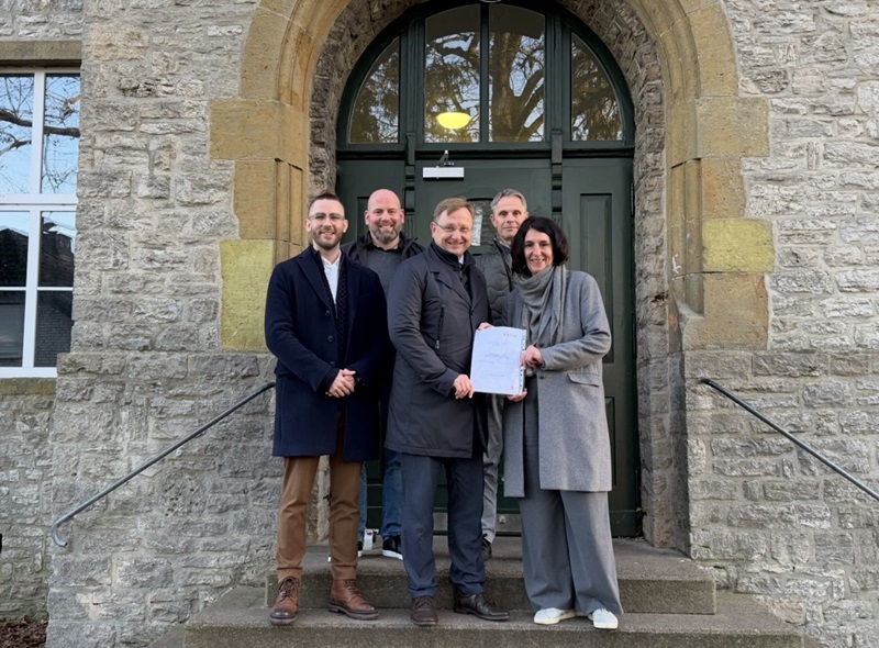 Investition in die Zukunft der jungen Generation