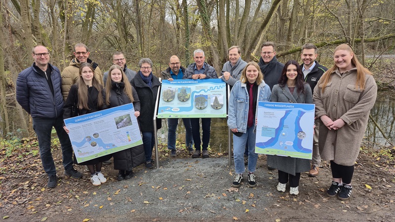 Neue Tafeln erweitern den Gewässerlehrpfad
