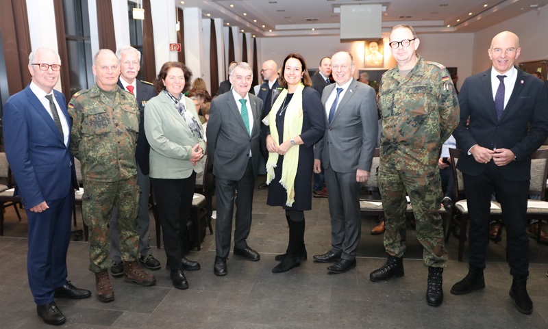 „Zivile und militärische Verteidigung – ist Westfalen vorbereitet?“