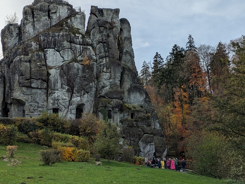 Magneten der Region – Hermannsdenkmal und Externsteine