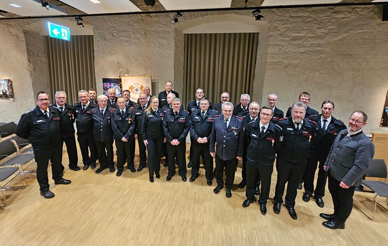 Lemgoer Feuerwehrleute für besondere Leistungen geehrt