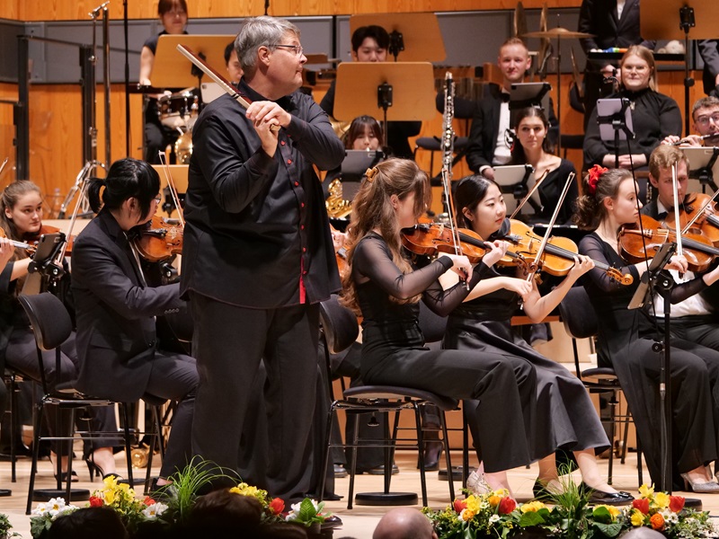 Zwischen Witz und Wahnsinn