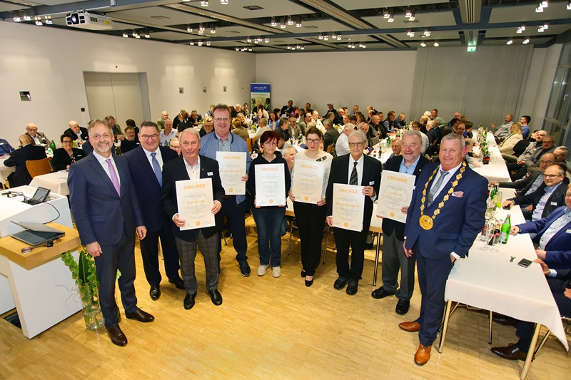 „Ehrensache – Ehrenamt“: 450 Ehrenamtliche im Handwerk aktiv