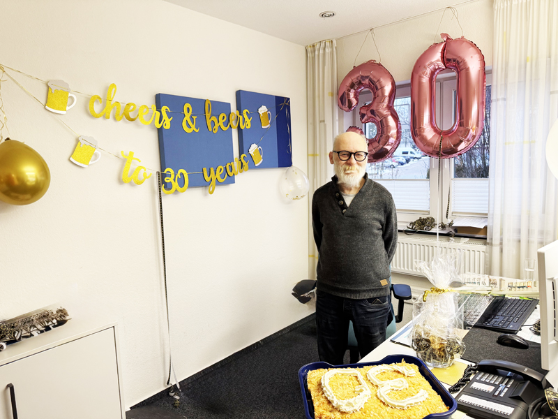 Dienstjubiläum: Wolf drei Jahrzehnte bei Juhre und Klaas