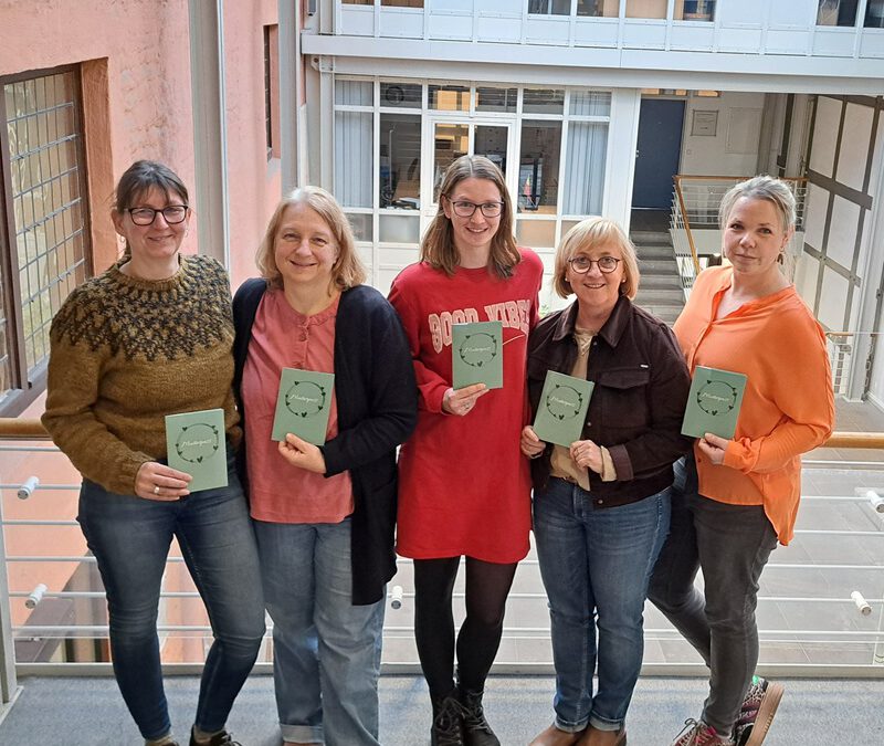 Neue Mutterpasshülle bündelt wichtige Informationen für Familien