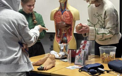 Erfolgreiche Berufemesse an der SKS Blomberg