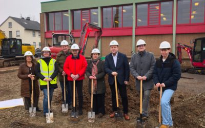 Spatenstich an der Grundschule Großenmarpe