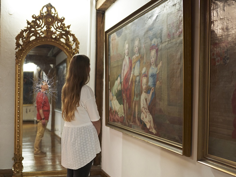 Von Spiegeln, Sünden und Wundern