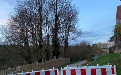 Weinbergweg im Bereich „Im Seligen Winkel 32“ vorübergehend gesperrt