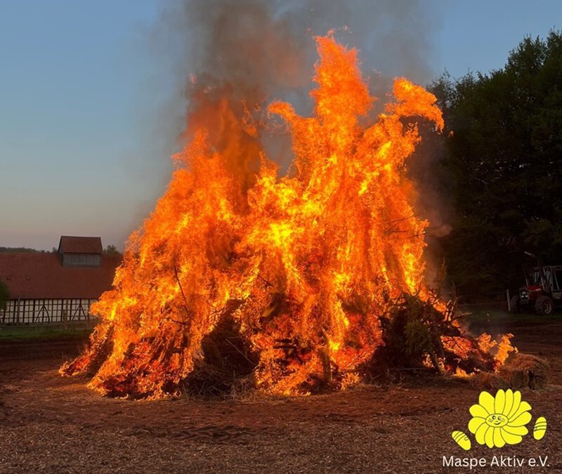 Maspe Aktiv lädt zum Osterfeuer