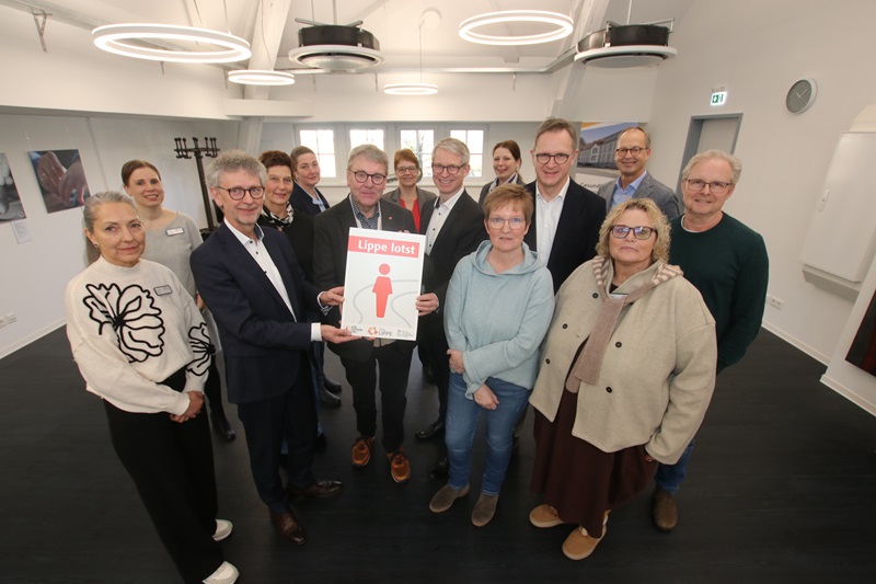 Landrat Meinolf Haase übernimmt Patenschaft für Schlaganfall-Lotsen im Kreis Lippe 