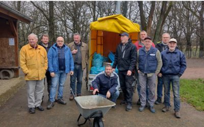 Frühjahrsputz in Donop: 25 Helferinnen und Helfer im Einsatz