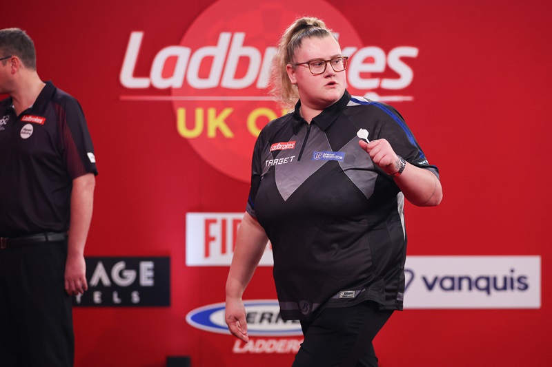 Für die Geschichtsbücher: Beau Greaves gewinnt als erste Frau einen Pro-Tour-Titel