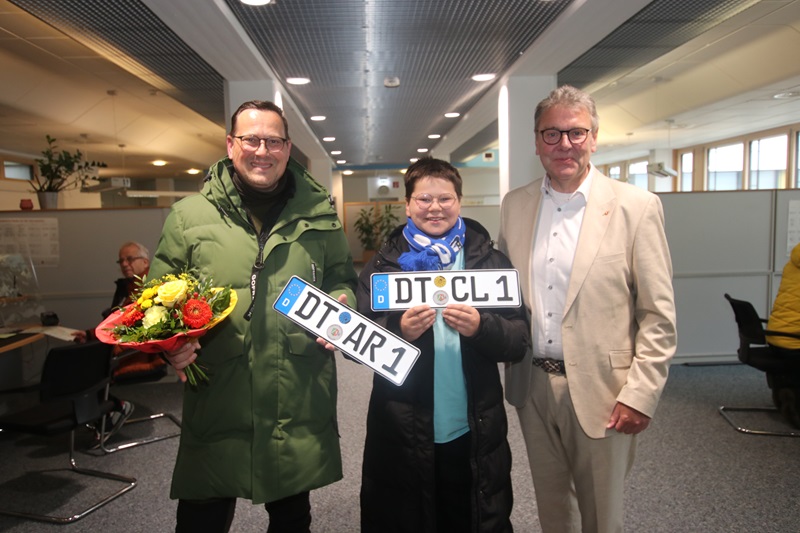 Altkennzeichen DT und LE feiern erfolgreiches Comeback