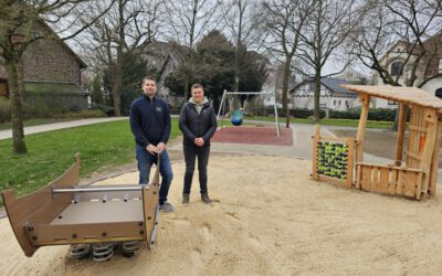 Neue, inklusive Spielgeräte auf dem Johannistorwall